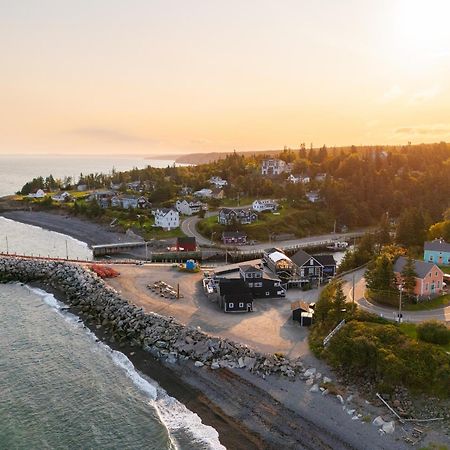 Tides Inn Guest Suites Halls Harbour Exterior foto